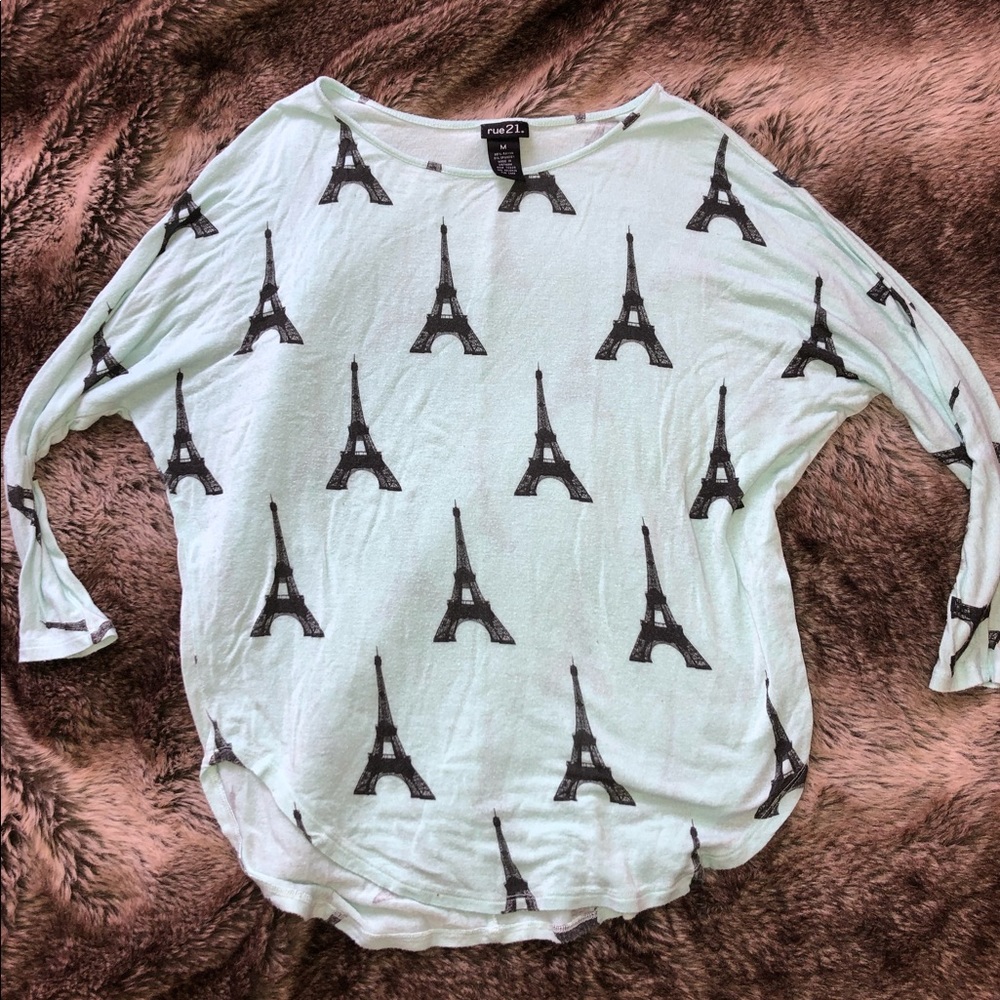 Rue 21 Eiffel Tower Top